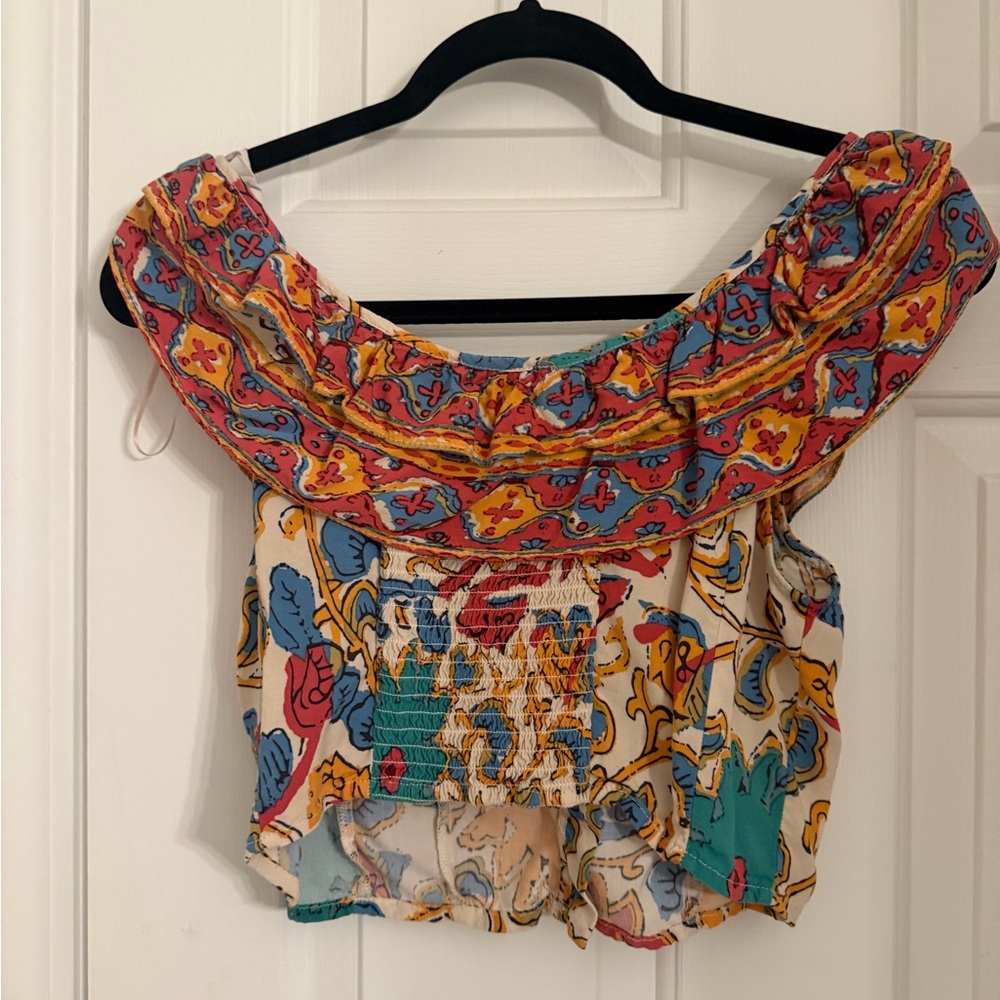 Crop Top - Picture 2 of 3